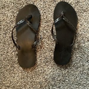 Hollister flip flops